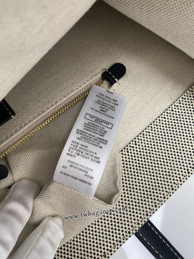 Burberry專門店新款手提女包購物袋 巴寶莉大號雙色帆布拼皮皮革Freya義大利精製托特包 yxb1286